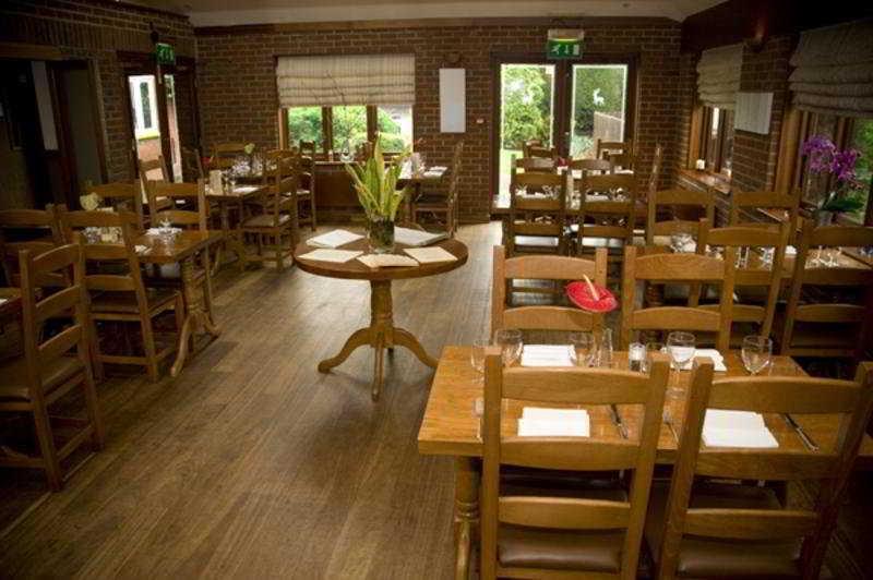 מלון Chalfont St Giles White Hart By Chef & Brewer Collection מראה חיצוני תמונה