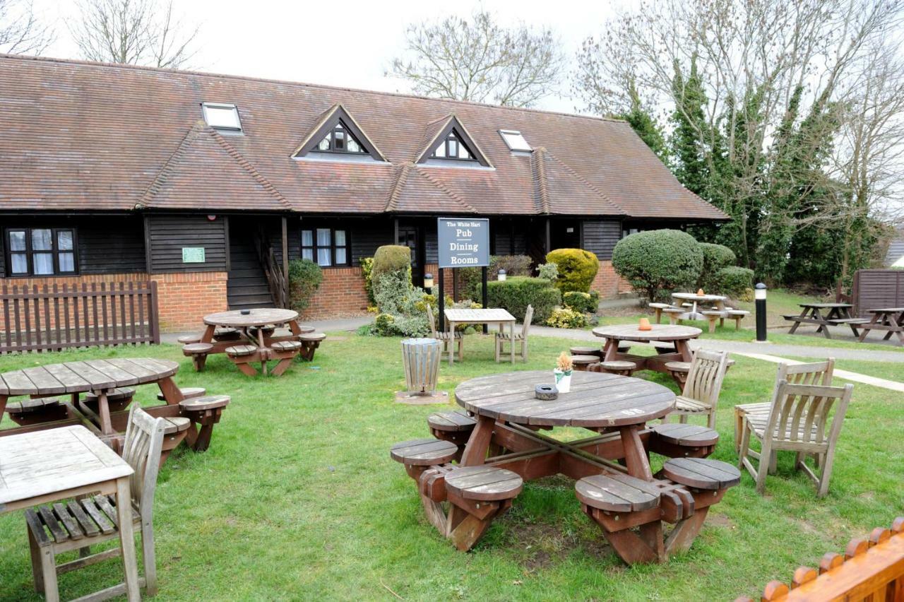 מלון Chalfont St Giles White Hart By Chef & Brewer Collection מראה חיצוני תמונה